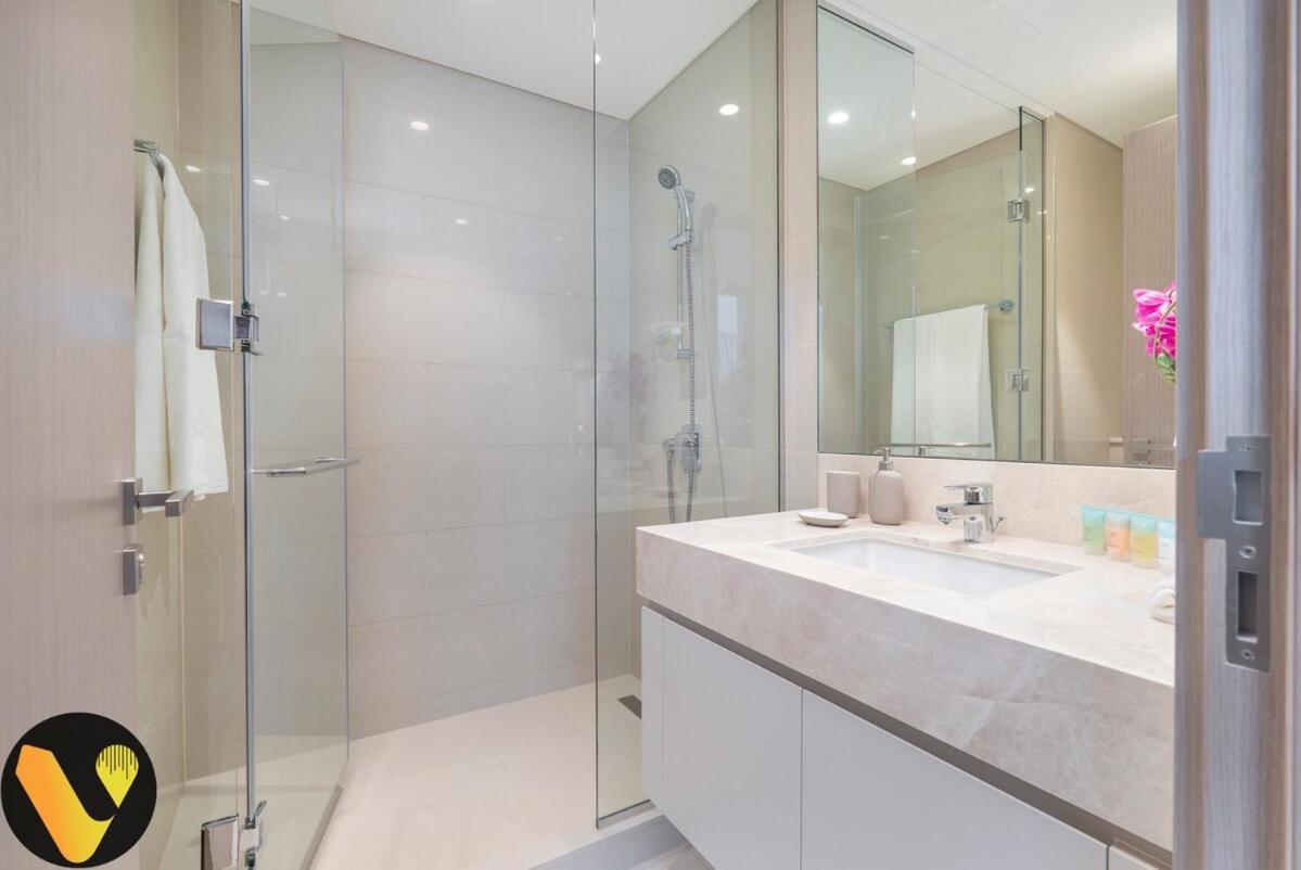 Vogue Luxury With Full Burj Khalifa And Fountain View, Downtown Located Act2 By Emaar Apartment
